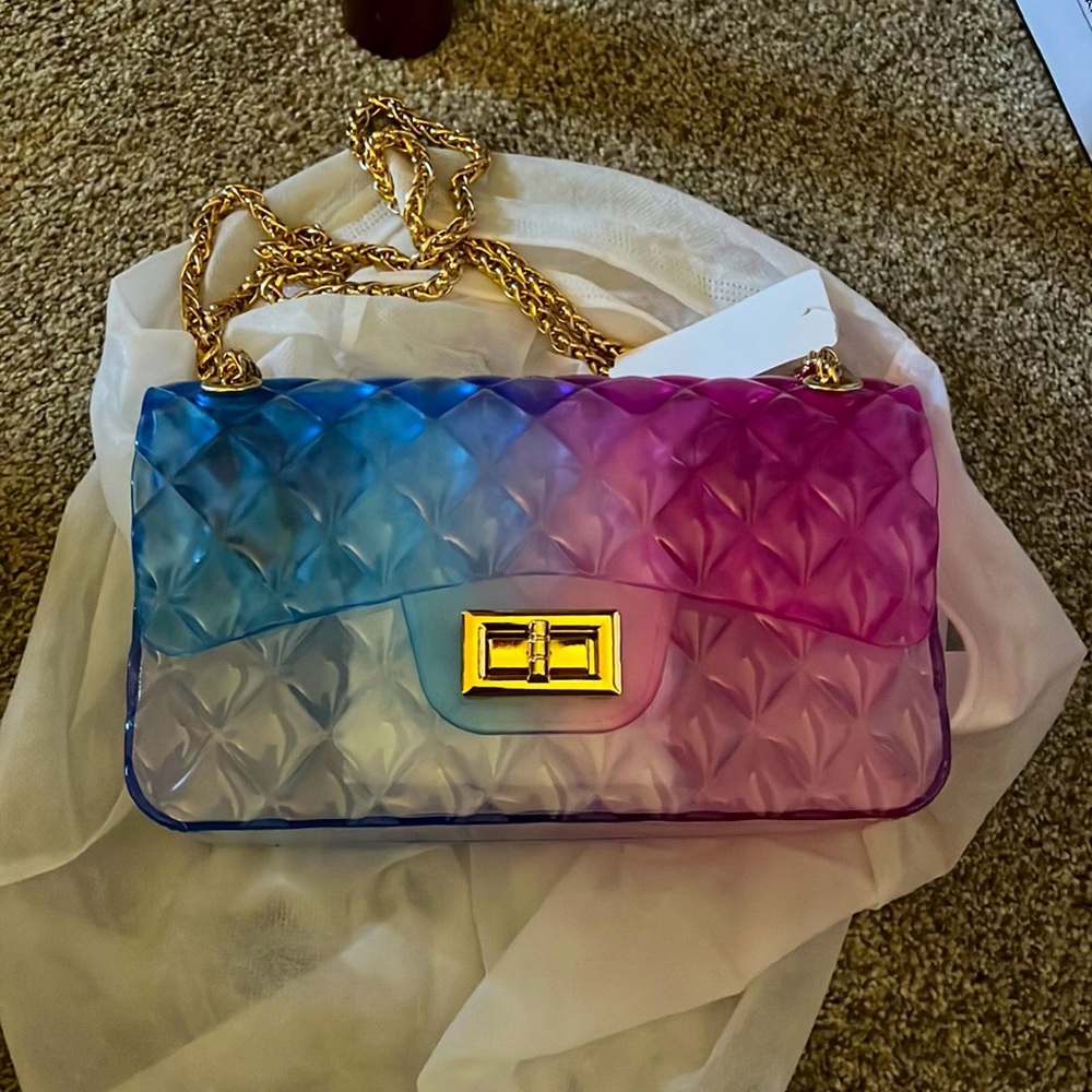 Blupp jelly XBDY . Crossbody purse . Very cute new never been used.